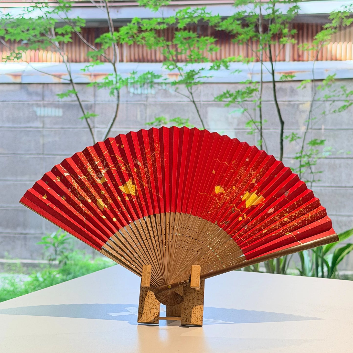 金沢箔扇子 彩美 煌々 kirara / 株式会社箔一