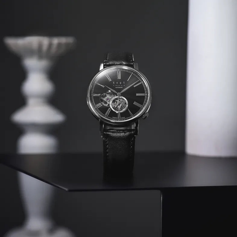 men's モノクロ　腕時計